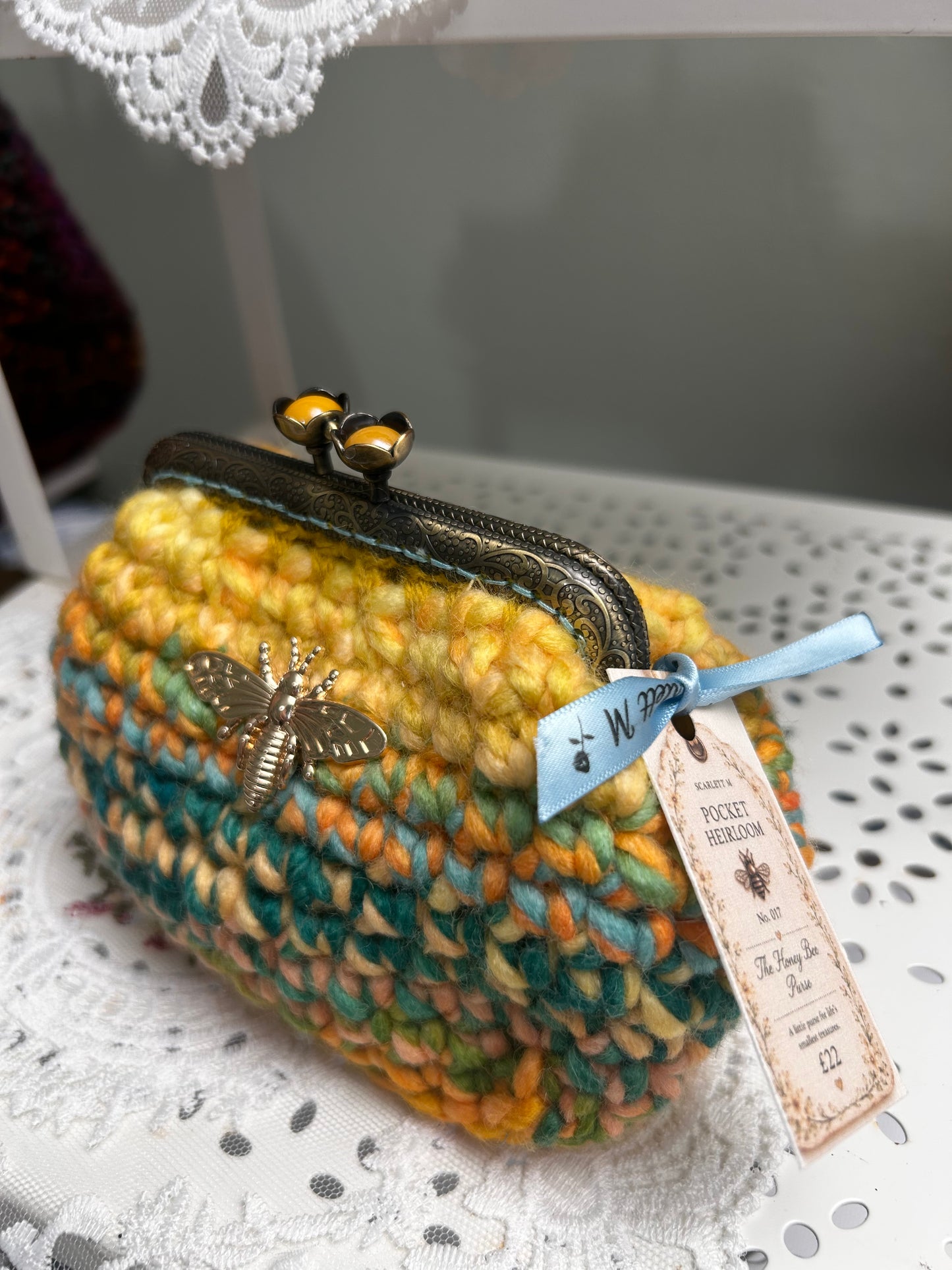 Pocket Heirloom Purse- The Honey bee
