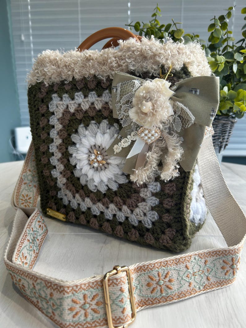 Olive and taupe crochet tote additional view