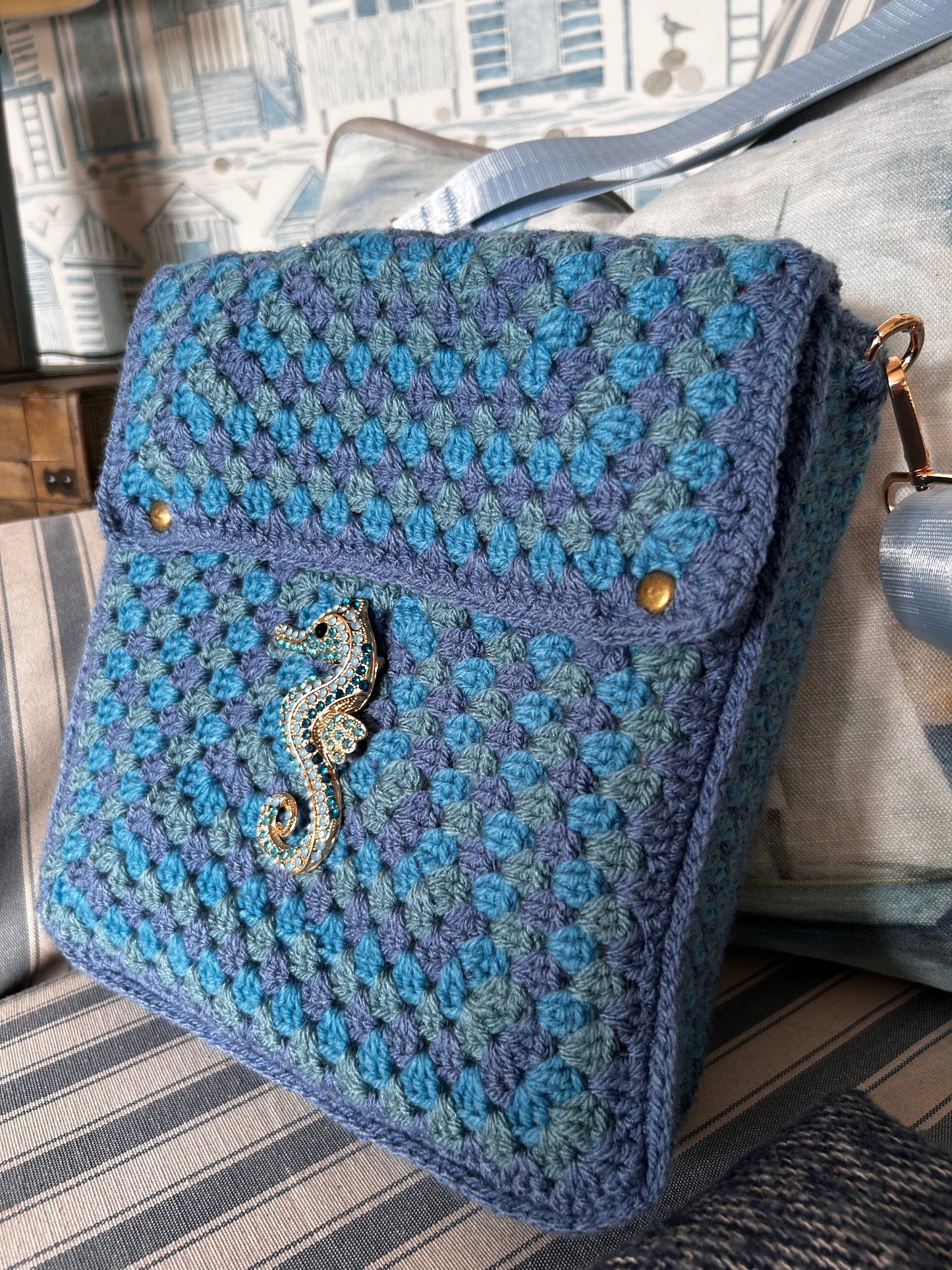 The Seahorse Explorer