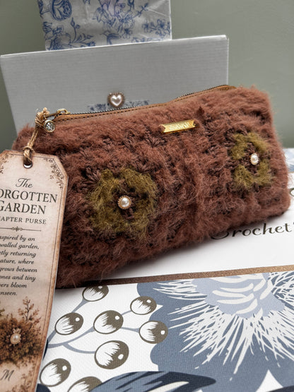 The Forgotten Garden- Chapter Purse