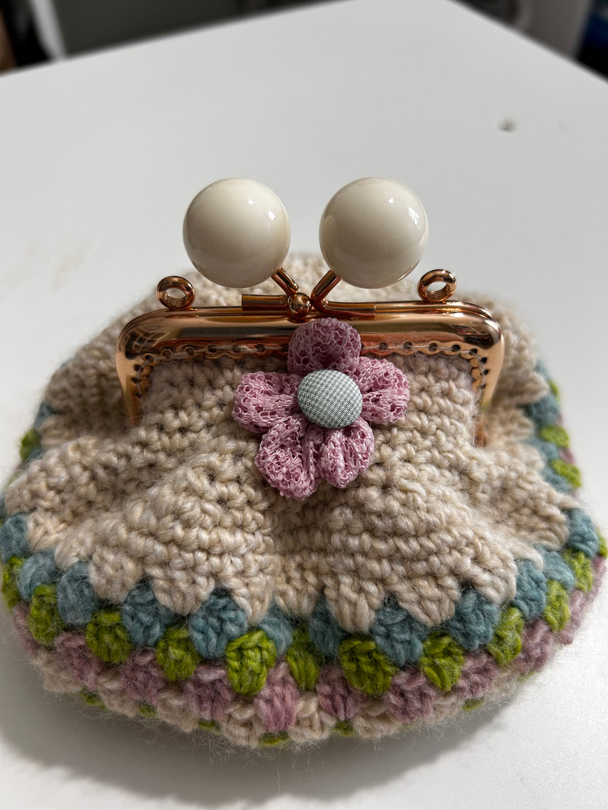 Sweet pea purse