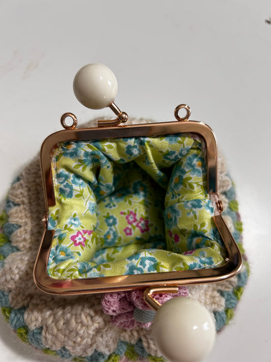 Sweet pea purse