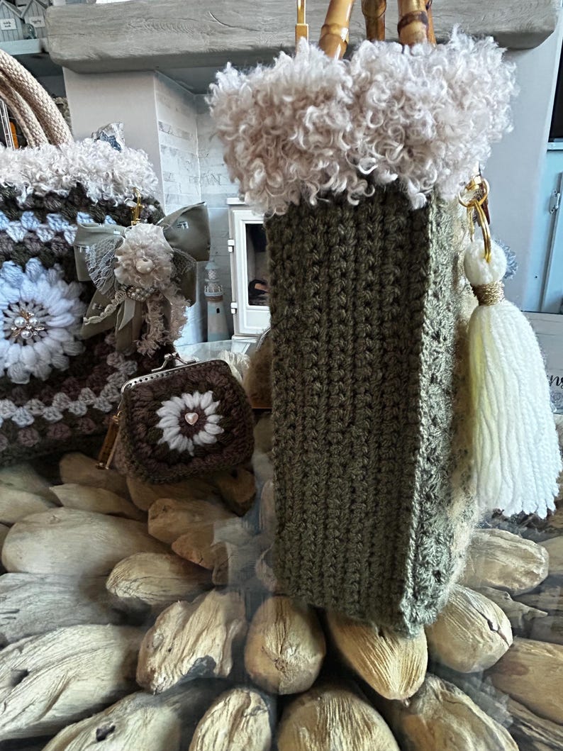 Olive crochet bag with cream trim and coin purse