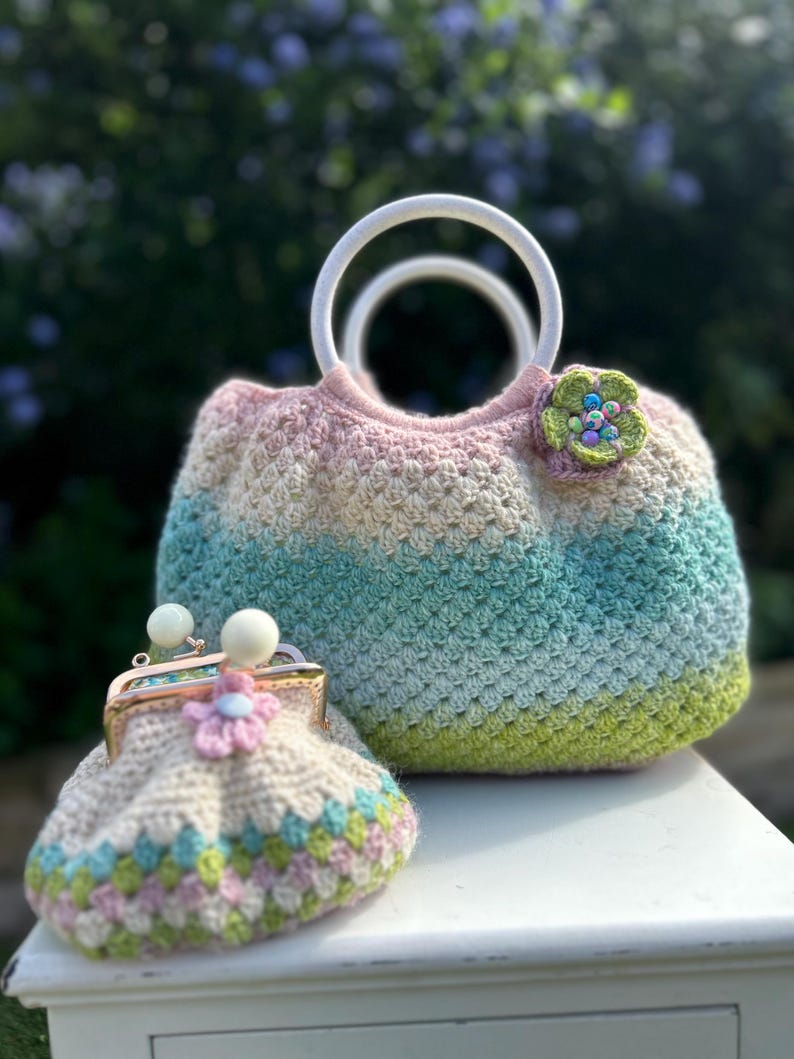 Pastel crochet handbag and matching coin purse set